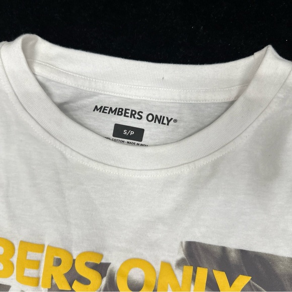 Members Only White Graphic Tee Size S unworn - Picture 2 of 4